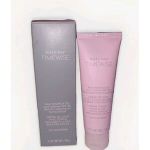 Mary Kay TimeWise Age Minimize 3D Day Cream Broad SPF 30 COMB TO OILY Skin NIB